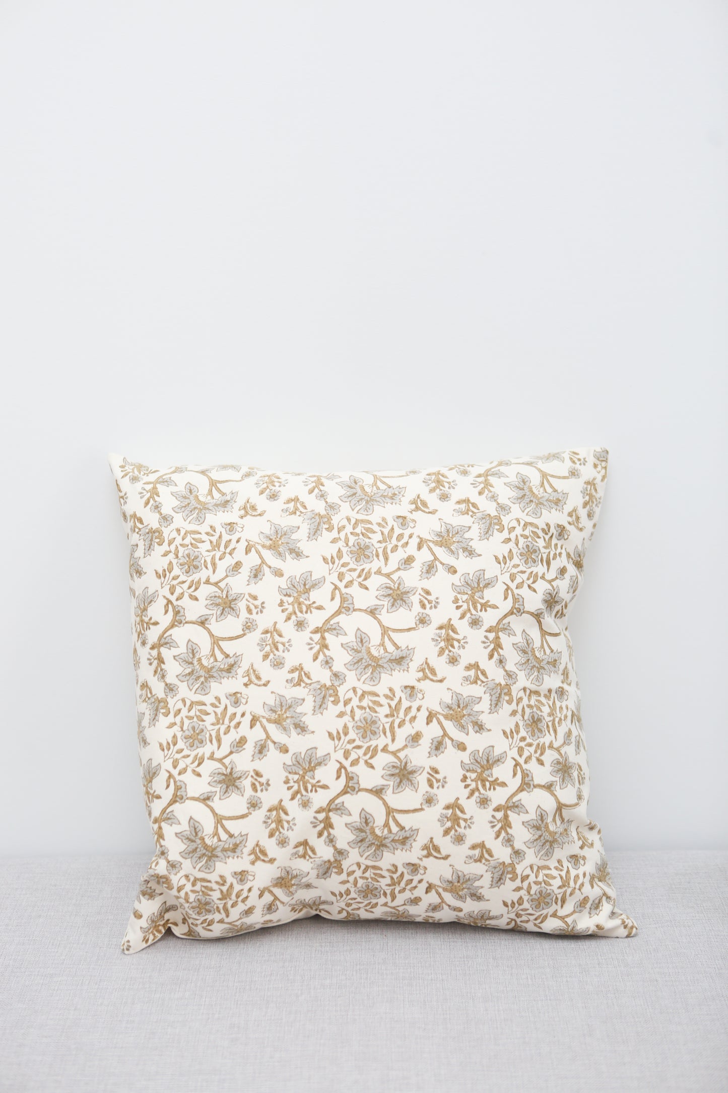 Floral Gardenia Cushion Cover