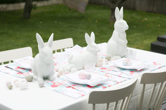 A White Bright Easter Table